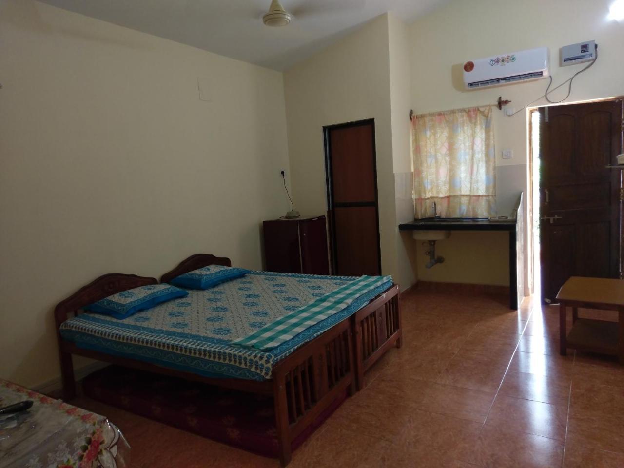 21In Guest House Calangute Bagian luar foto