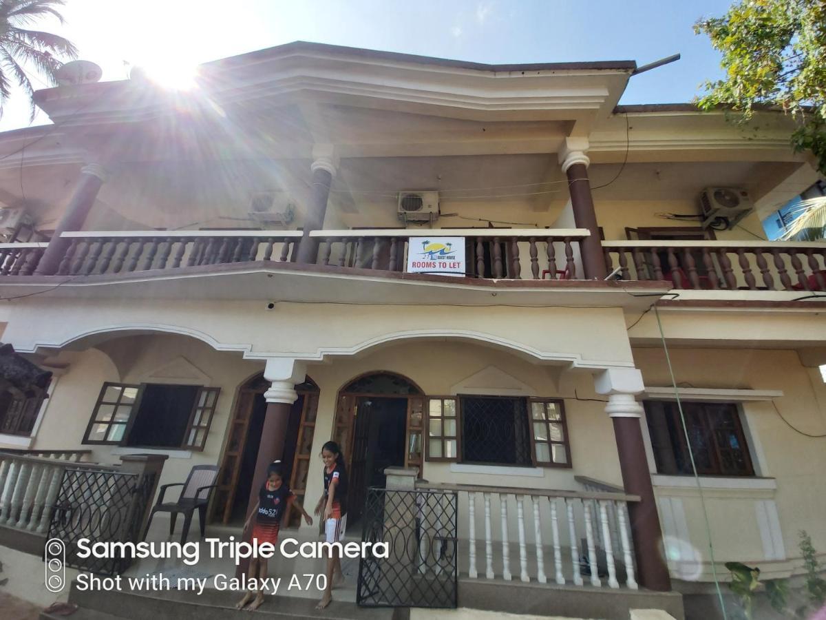 21In Guest House Calangute Bagian luar foto